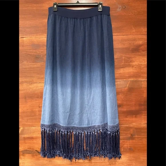 Chico’s Ombré Fringe Francesca Maxi Skirt Size 1 - Picture 3 of 8
